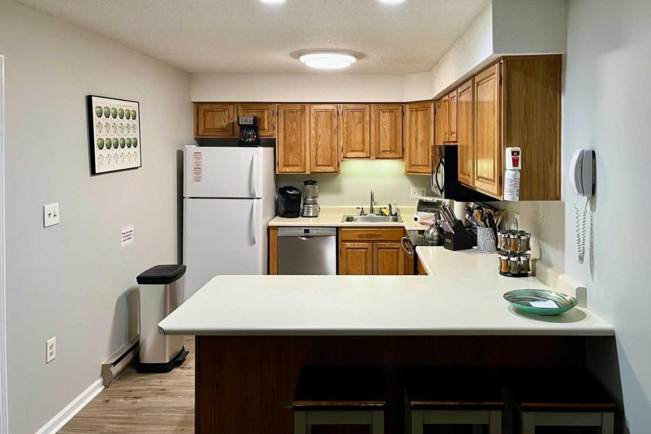 Lincoln Condo With Views, Pool, Hot Tub And Balcony! Extérieur photo